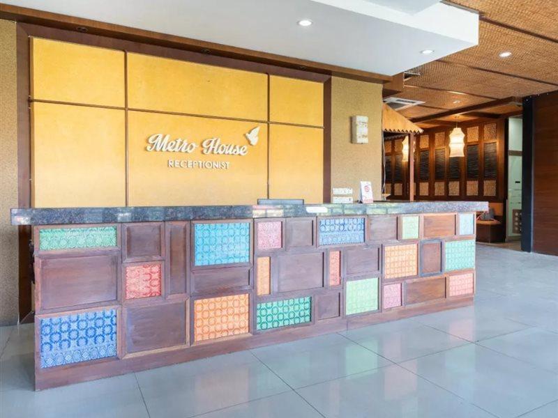 Super Oyo Flagship 91863 Metro House Hotel Surabaya Exterior photo